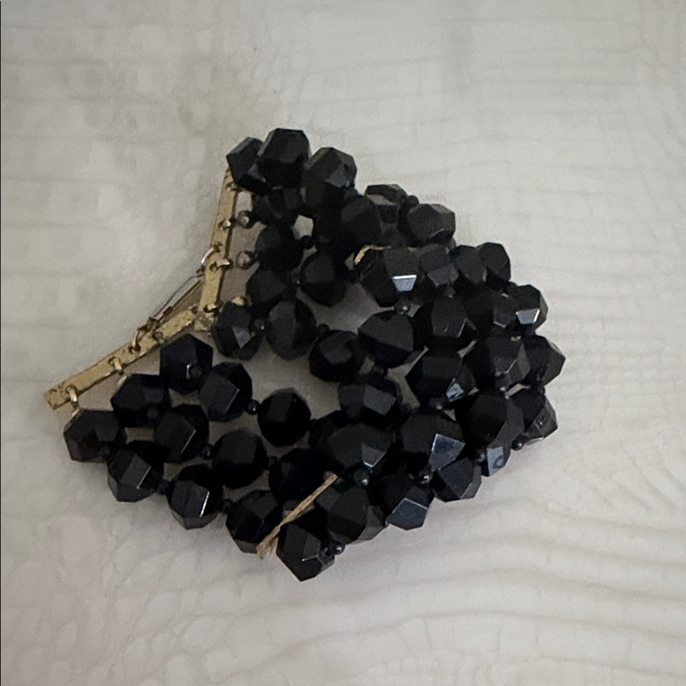 Elegant Black Beaded Bracelet